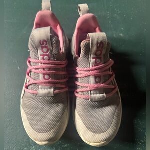Adidas Cloudfoam Girls Gray and Pink Sneakers - Kids 4.5